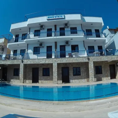 Ξενοδοχείο με διαμερίσματα Ada Blue Star Apart
